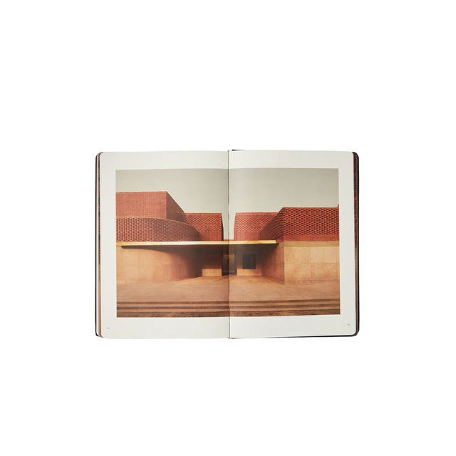 Phaidon Yves Saint Laurent: Museum Marrakech (2022)