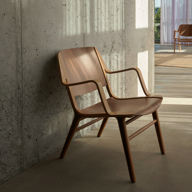 &Tradition AX Lounge Chair HM11