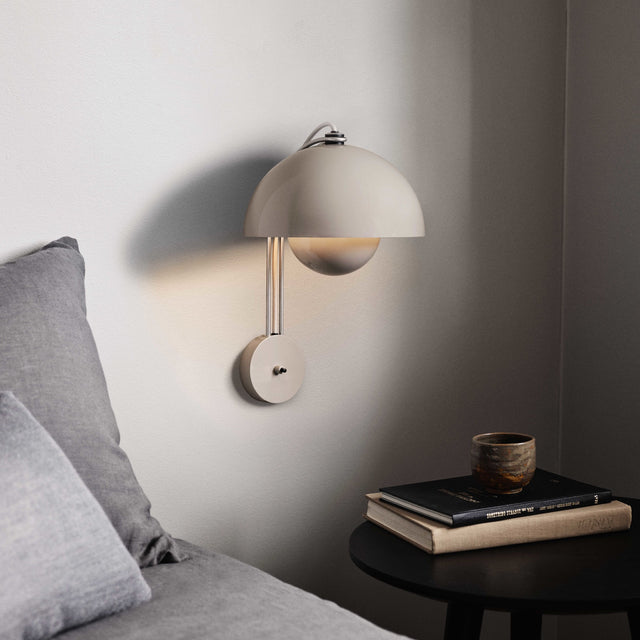 &Tradition Flowerpot Wall Lamp
