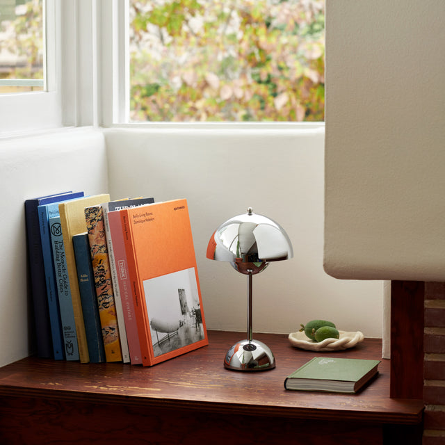 &Tradition Flowerpot VP9 Portable Lamp