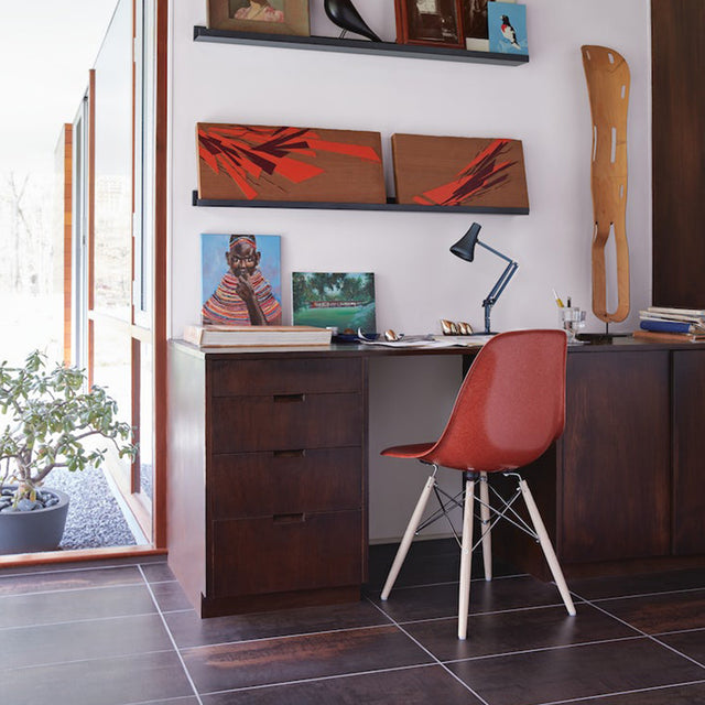 Herman Miller Eames Molded Fiberglass Armchair 4 Leg Base