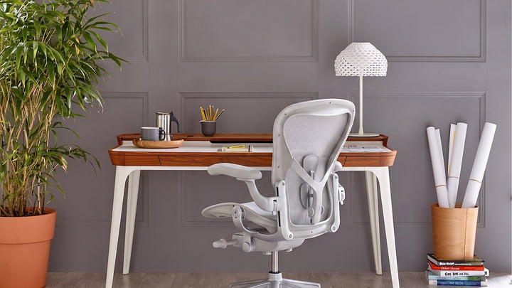 Memilih Desk yang Tepat untuk Kursi Ergonomis Herman Miller image