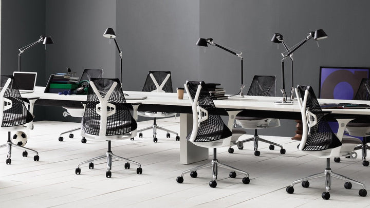 Kenapa Herman Miller Sayl Terasa Begitu Nyaman? Mengenal Teknologi PostureFit image