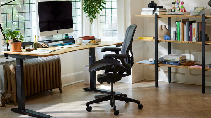 Membedah Kursi Aeron: Apa yang Membuat Herman Miller Aeron Begitu Istimewa? image