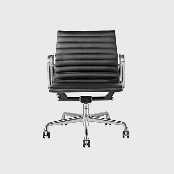 Herman Miller Eames Aluminium Group Chair