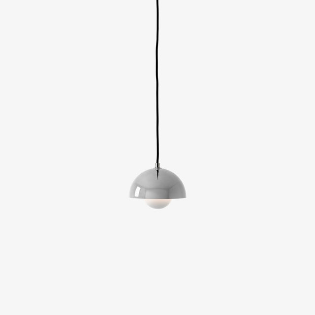 &Tradition Flowerpot Pendant VP10