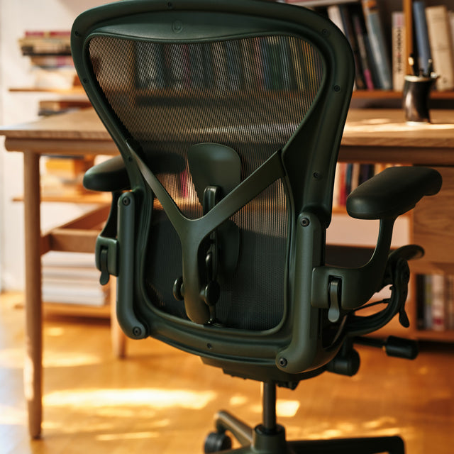 Herman Miller Aeron Chair